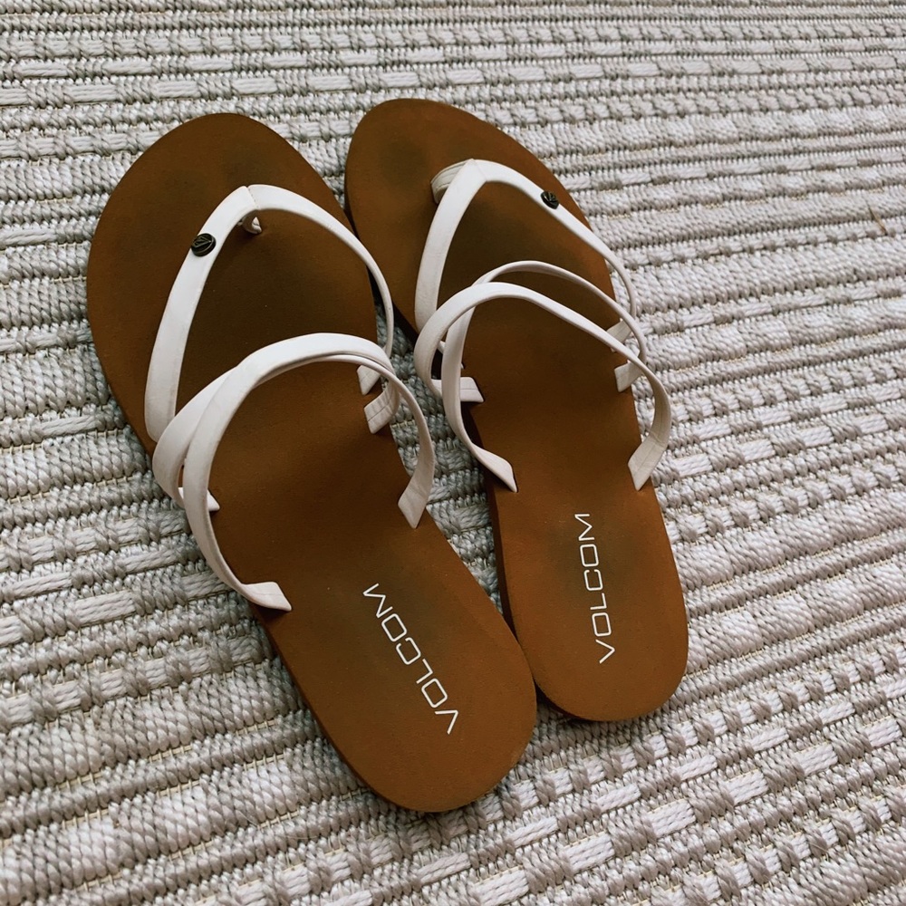 white volcom sandals